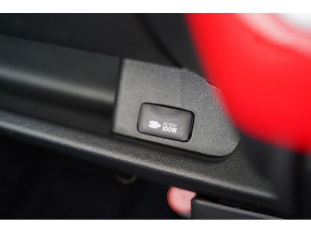 TOYOTA HIACE VAN 2WD 2014 Image 31