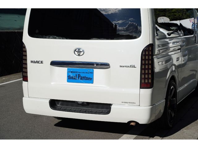TOYOTA HIACE VAN 2WD 2014 Image 31