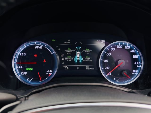 TOYOTA CROWN SEDAN HYBRID 2018 Image 31