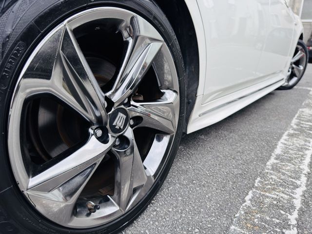 TOYOTA CROWN SEDAN HYBRID 2018 Image 31