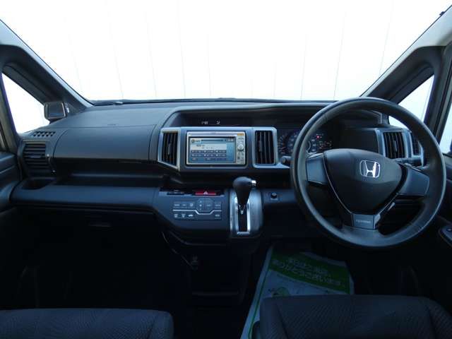 HONDA STEPWAGON SPADA 2010 Image 31