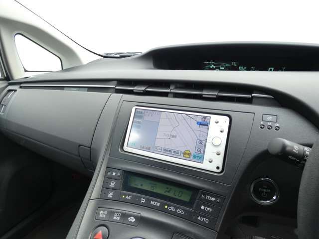 TOYOTA PRIUS 2009 Image 31