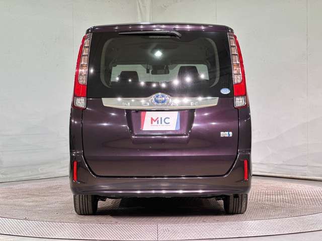 TOYOTA NOAH HYBRID 4WD 2016 Image 31