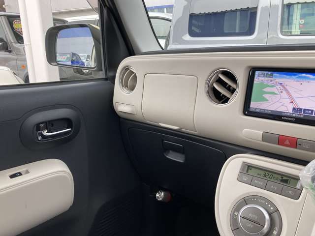 DAIHATSU MIRA COCOA 4WD 2014 Image 31
