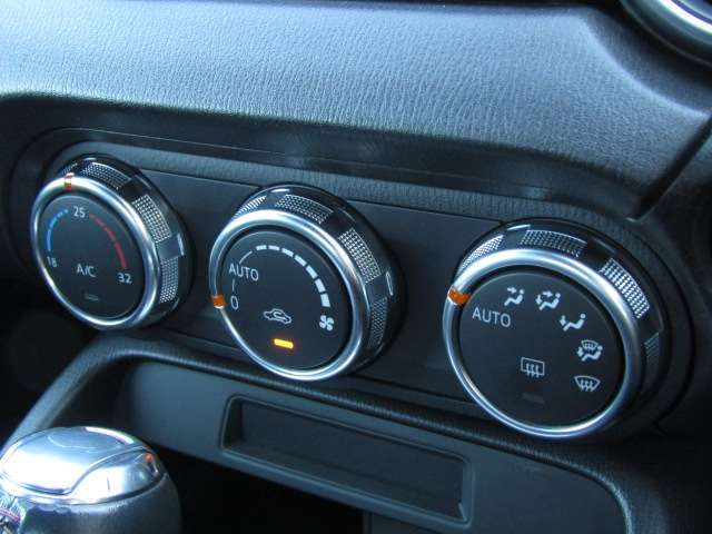 MAZDA ROADSTER 2015 Image 31