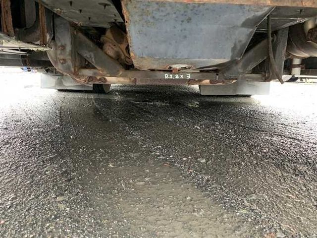 ISUZU GALA 2011 Image 31