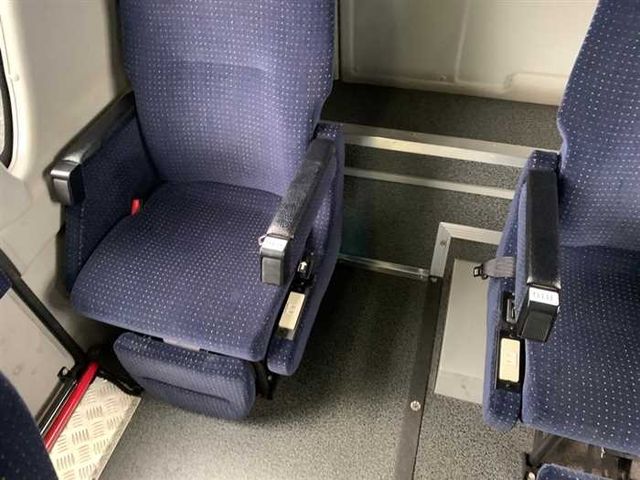 ISUZU GALA 2011 Image 31