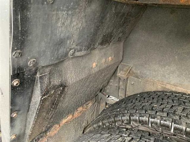 ISUZU GALA 2011 Image 31