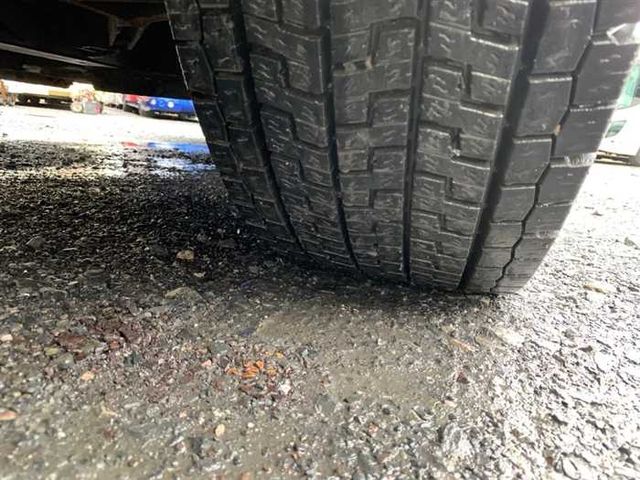 ISUZU GALA 2011 Image 31