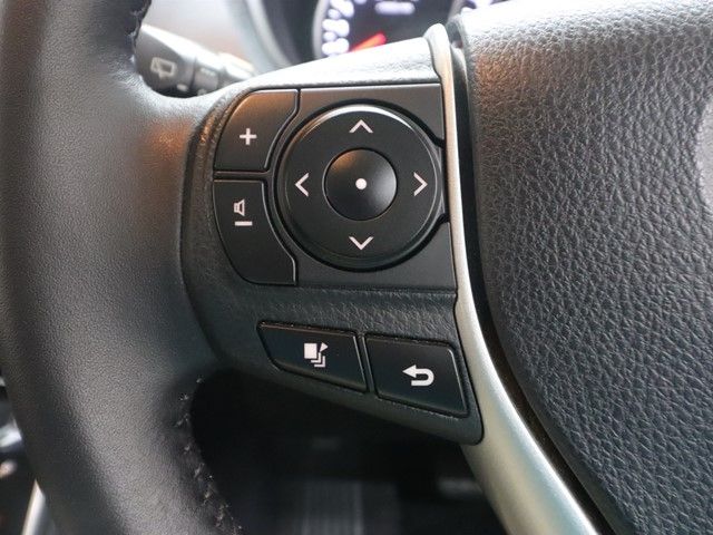 TOYOTA VOXY 2014 Image 31