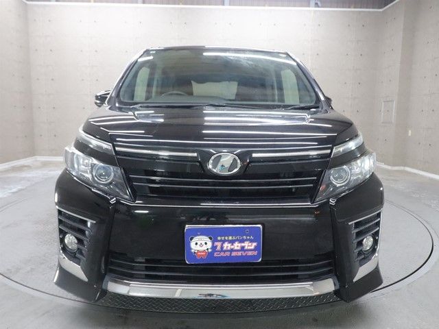 TOYOTA VOXY 2014 Image 31