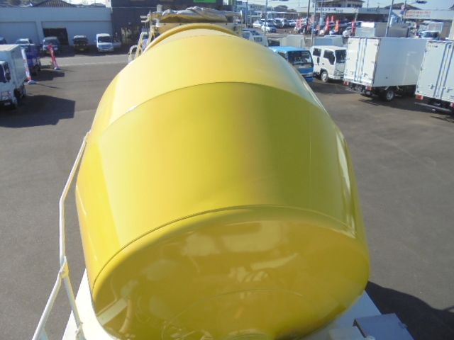 HINO PROFIA 2010 Image 31