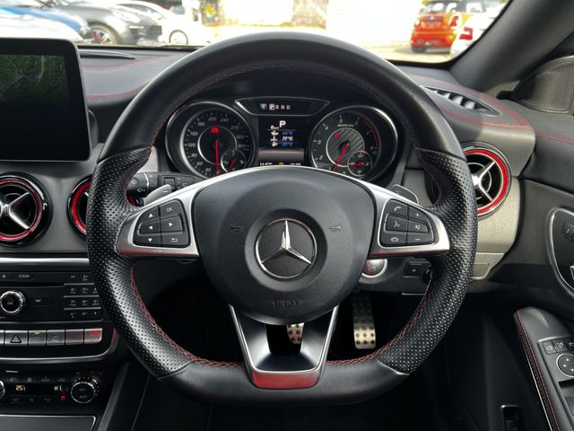 MERCEDES BENZ MERCEDES AMG CLA SHO 2017 Image 31