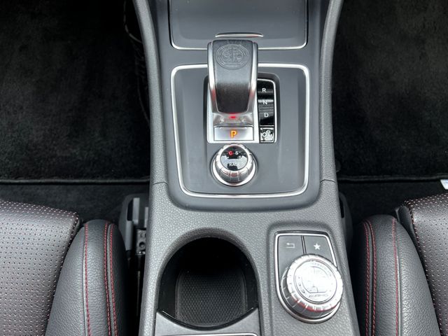 MERCEDES BENZ MERCEDES AMG CLA SHO 2017 Image 31