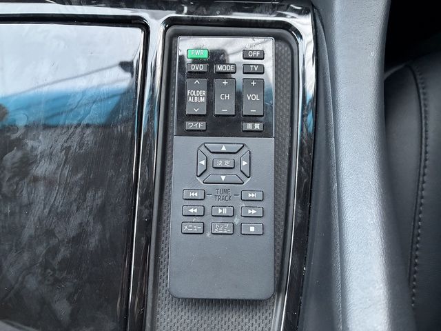 TOYOTA VELLFIRE 4WD 2019 Image 31