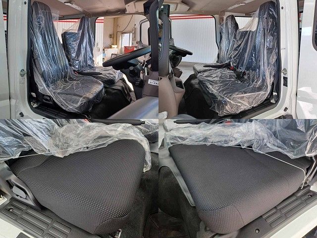 MITSUBISHI CANTER 2024 Image 31