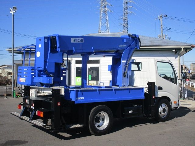 HINO DUTRO 2017 Image 31