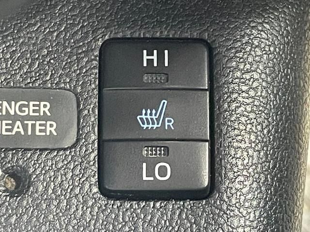 TOYOTA PRIUS 2017 Image 31