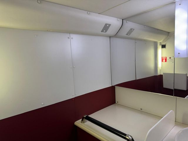 MITSUBISHI FUSOU AERO ACE 2010 Image 31