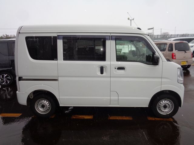 SUZUKI EVERY VAN 4WD 2022 Image 31