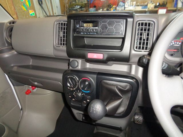 SUZUKI EVERY VAN 4WD 2022 Image 31