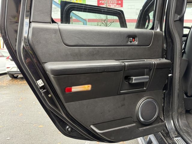 HUMMER H2 2005 Image 31