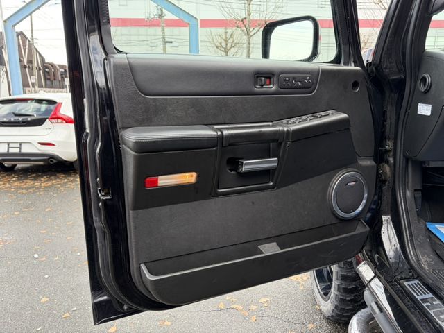 HUMMER H2 2005 Image 31