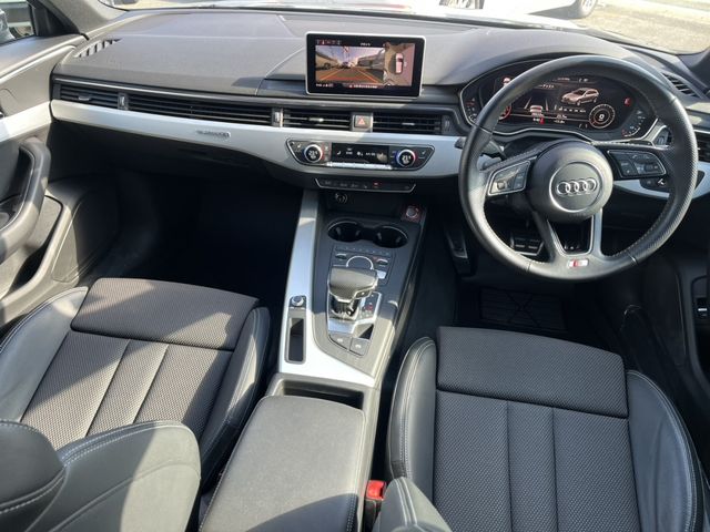 AUDI A4 AVANT 2017 Image 31
