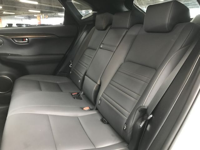 TOYOTA LEXUS NX300 2020 Image 31