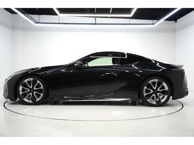 TOYOTA LEXUS LC500 2017 Image 31