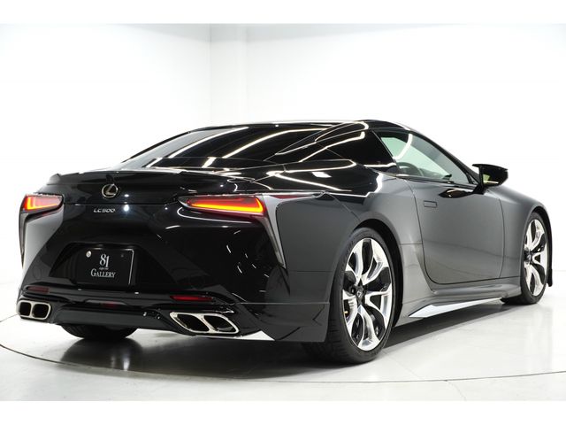 TOYOTA LEXUS LC500 2017 Image 31