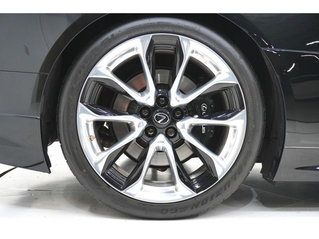 TOYOTA LEXUS LC500 2017 Image 31
