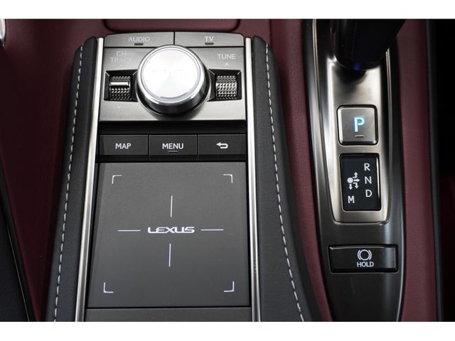 TOYOTA LEXUS LC500 2017 Image 31