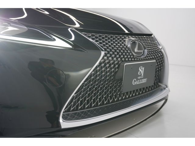 TOYOTA LEXUS LC500 2017 Image 31