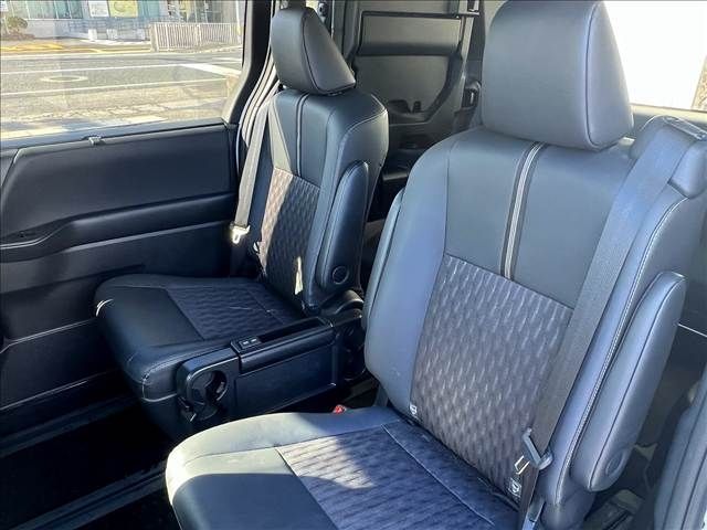 TOYOTA NOAH 2023 Image 31