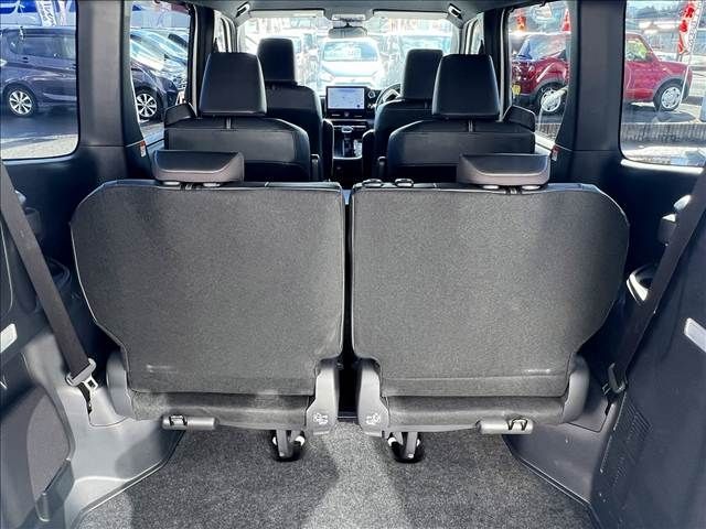 TOYOTA NOAH 2023 Image 31