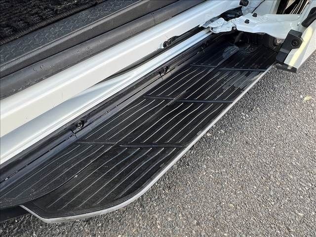 TOYOTA NOAH 2023 Image 31