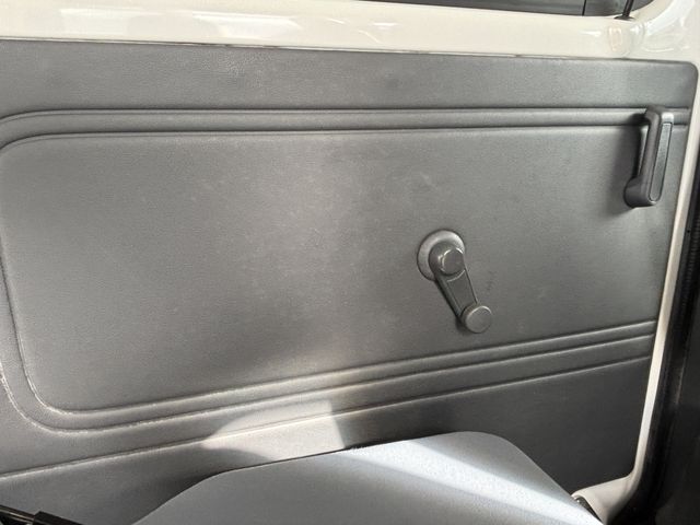 DAIHATSU HIJET CARGO 2013 Image 31