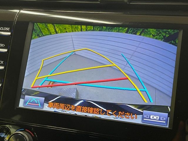 TOYOTA CAMRY HYBRID 2019 Image 31