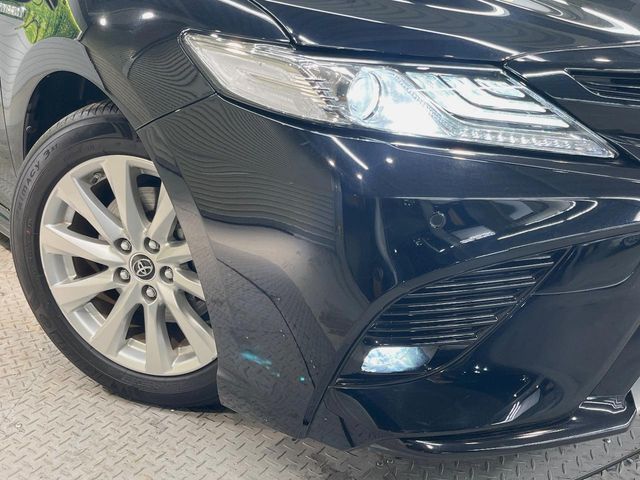 TOYOTA CAMRY HYBRID 2019 Image 31