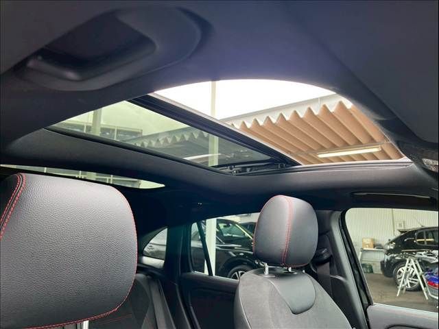 MERCEDES BENZ GLA CL 2020 Image 31