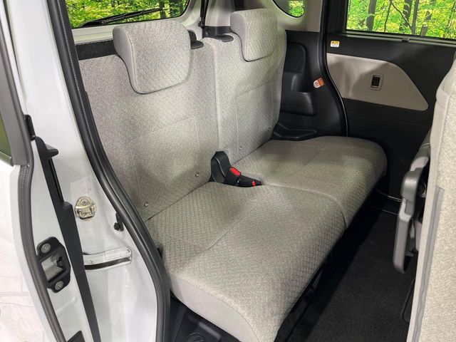 DAIHATSU TANTO 4WD 2022 Image 31