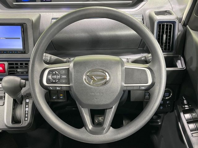 DAIHATSU TANTO 4WD 2022 Image 31