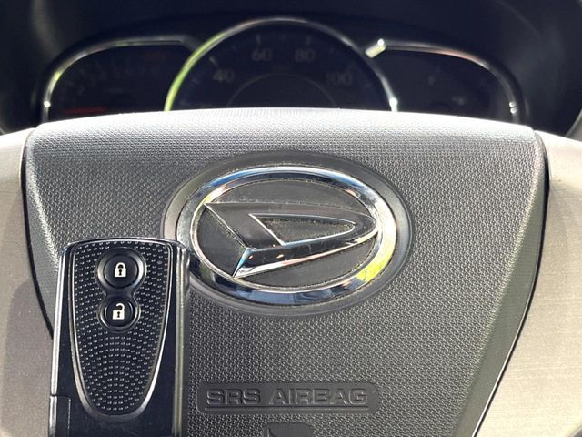 DAIHATSU MOVE CUSTOM 4WD 2014 Image 31