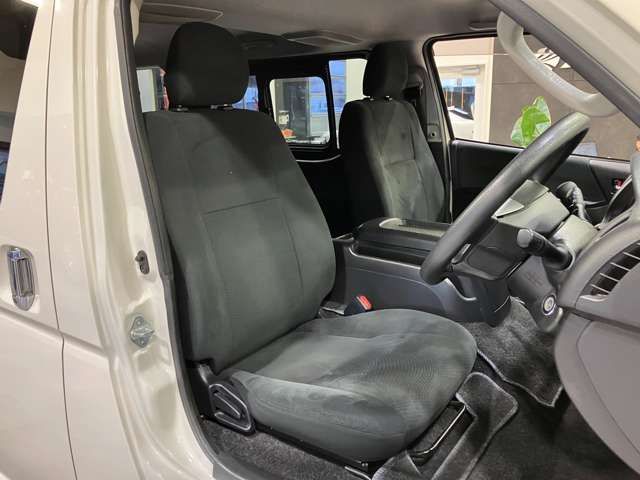 TOYOTA REGIUSACE VAN 4WD 2019 Image 31