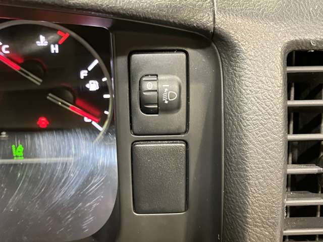 TOYOTA REGIUSACE VAN 4WD 2019 Image 31