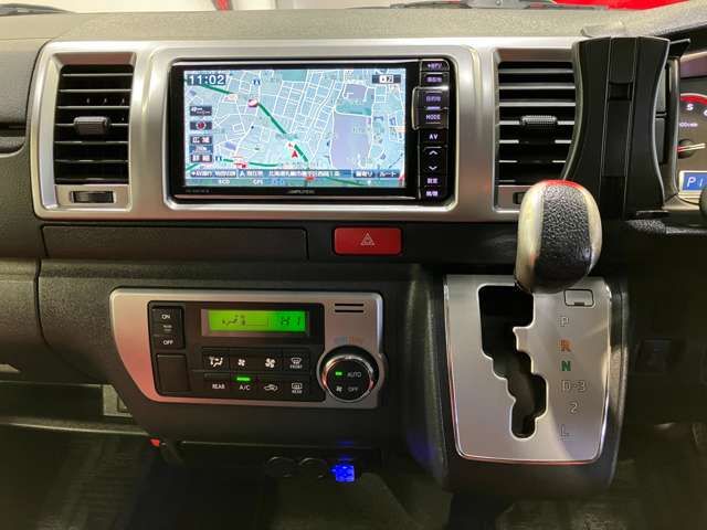 TOYOTA REGIUSACE VAN 4WD 2014 Image 31