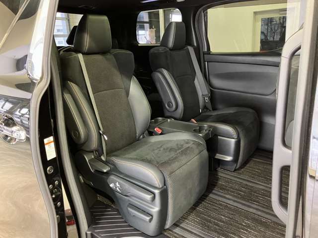 TOYOTA ALPHARD HYBRID 4WD 2021 Image 31