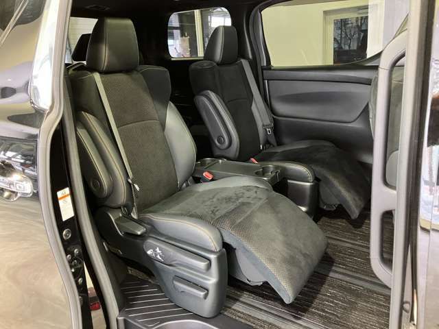 TOYOTA ALPHARD HYBRID 4WD 2021 Image 31