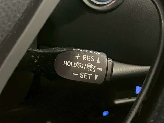 TOYOTA C-HR 2017 Image 31